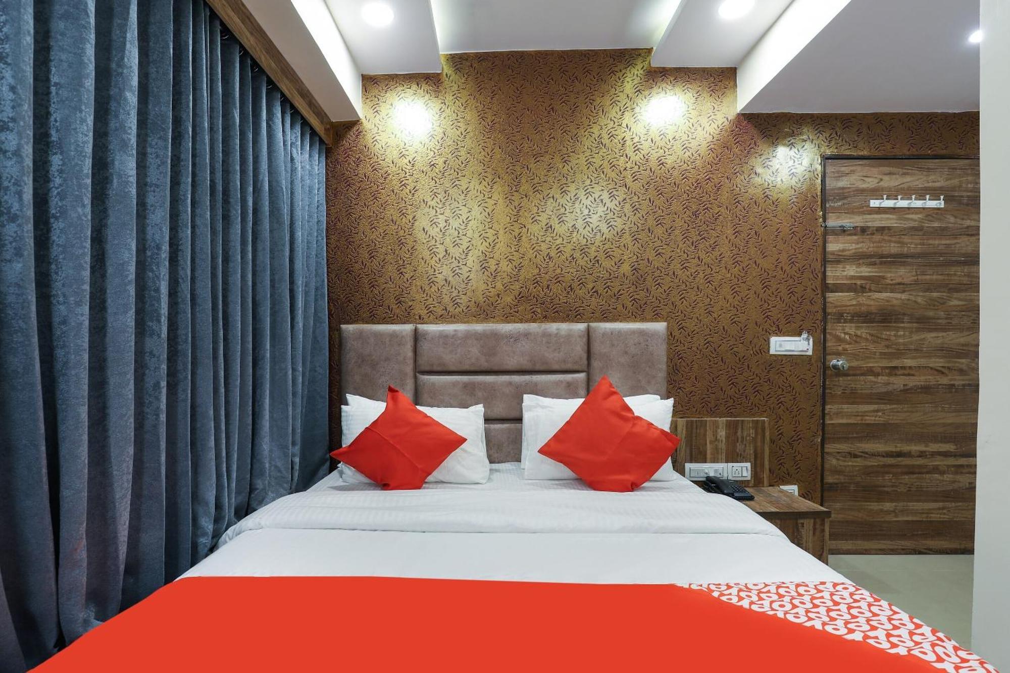 Hotel O Dream Stay Sarkhej Luaran gambar