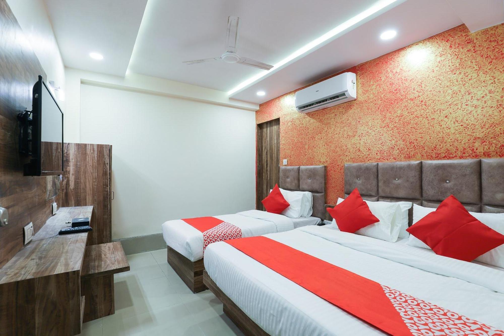 Hotel O Dream Stay Sarkhej Luaran gambar