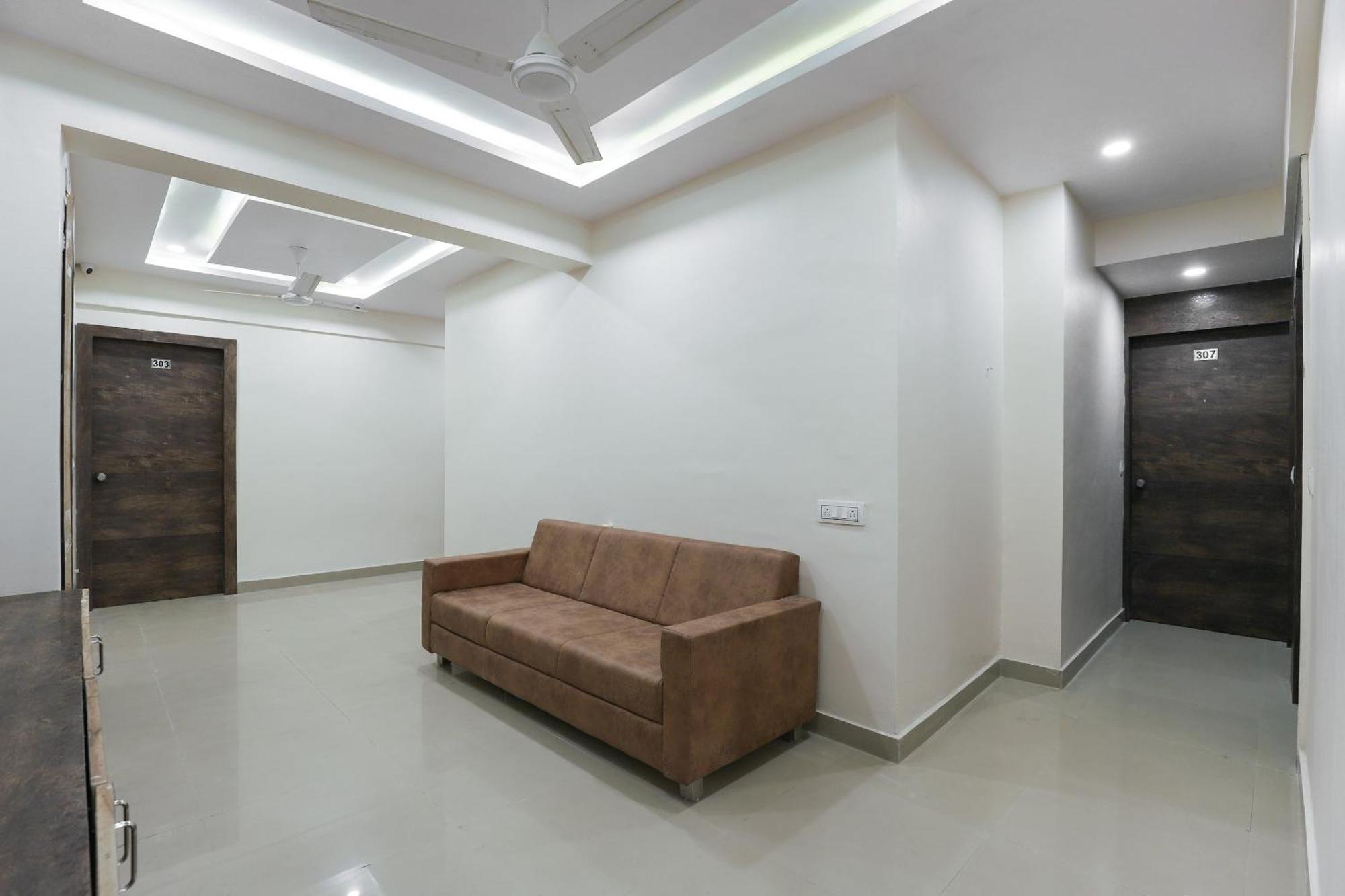 Hotel O Dream Stay Sarkhej Luaran gambar
