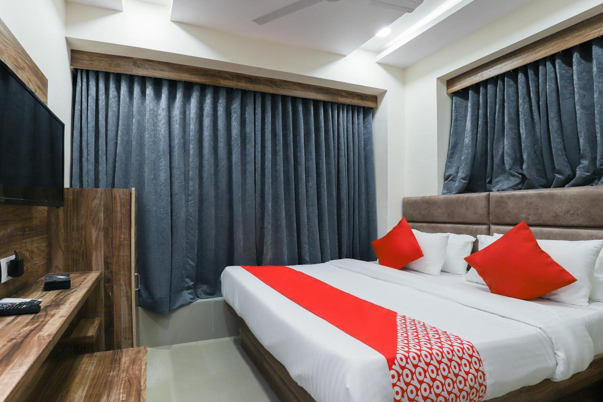 Hotel O Dream Stay Sarkhej Luaran gambar
